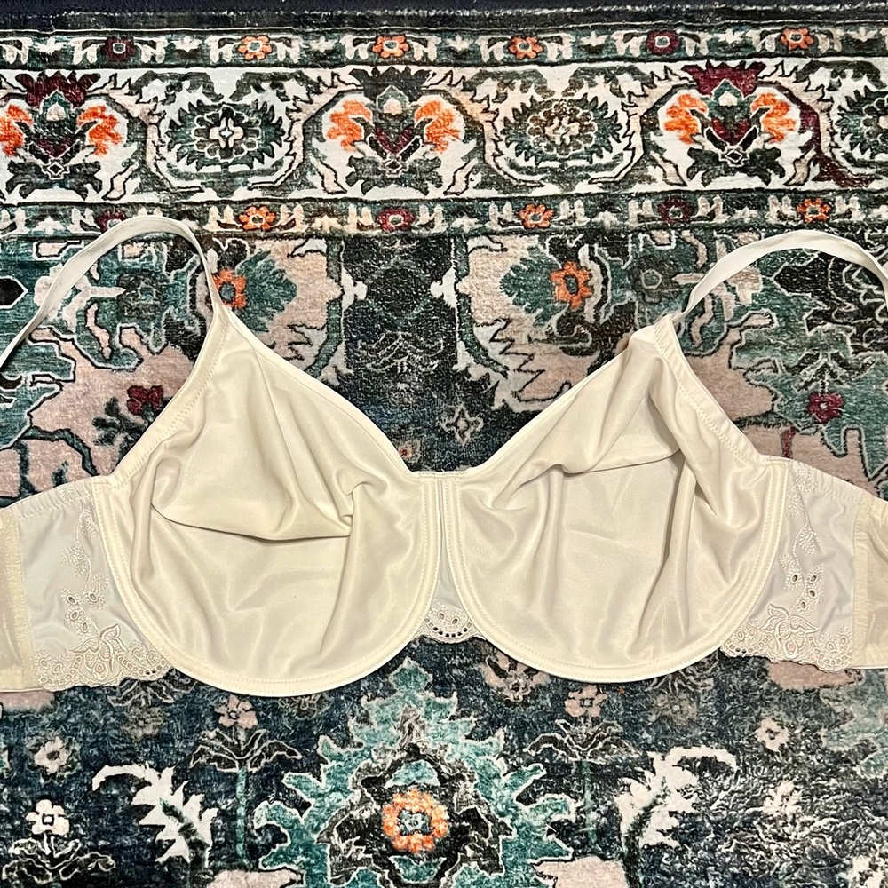 Lunaire Underwire Bra 40DDD